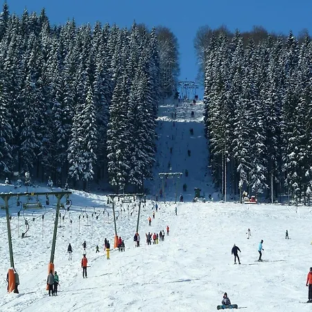 In Sauerland Nahe Winterberg Skifahren * Schmallenberg