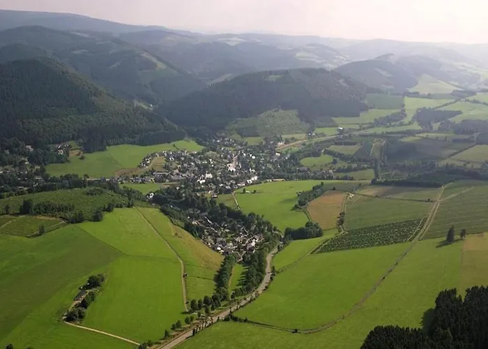 In Sauerland Nahe Winterberg Skifahren